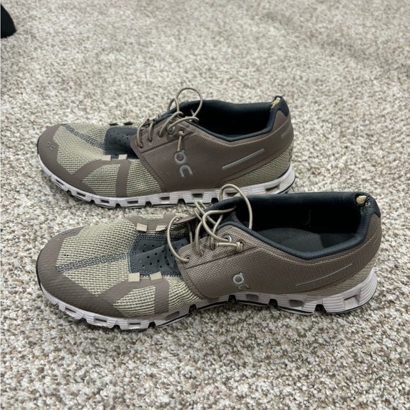 On Running Women’s Tan and Gray Sneakers - Picture 4 of 5